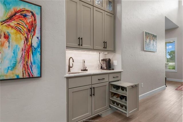 914 Axis Lane, Franklin, TX 77856