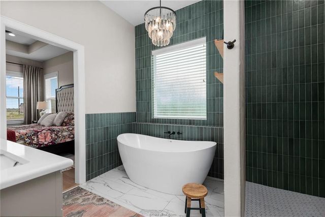 914 Axis Lane, Franklin, TX 77856
