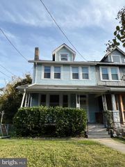 1605 BRENTWOOD RD NE, Washington, DC 20018