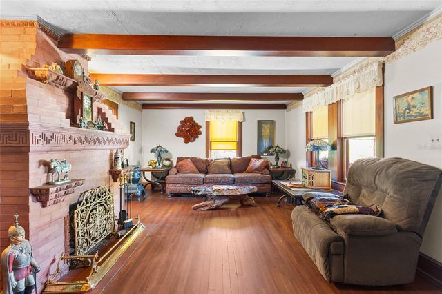117 TUCKER AVENUE, Sarasota, FL 34232