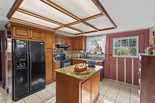 117 TUCKER AVENUE, Sarasota, FL 34232