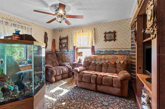 117 TUCKER AVENUE, Sarasota, FL 34232
