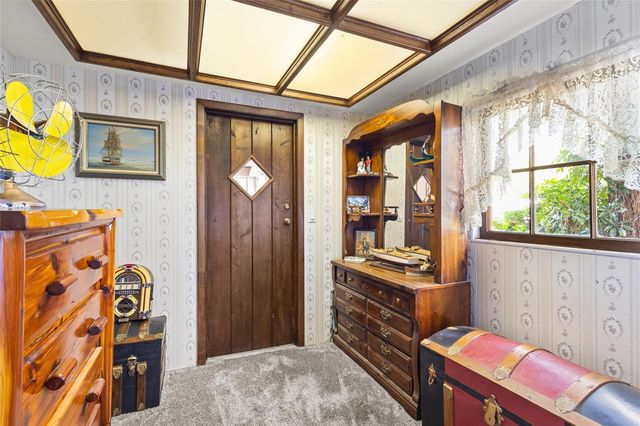 117 TUCKER AVENUE, Sarasota, FL 34232