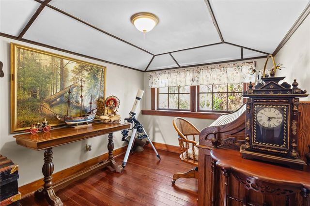 117 TUCKER AVENUE, Sarasota, FL 34232