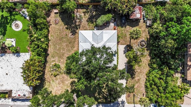 117 TUCKER AVENUE, Sarasota, FL 34232