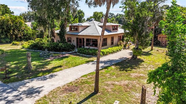 117 TUCKER AVENUE, Sarasota, FL 34232