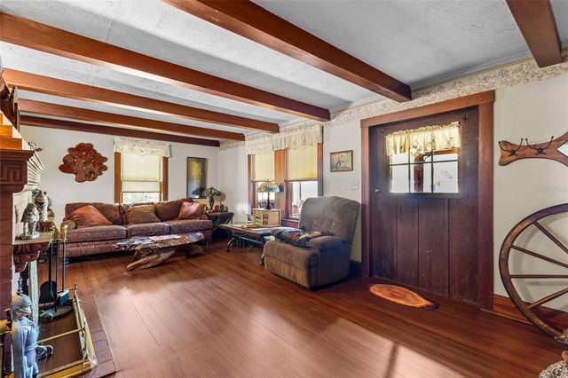 117 TUCKER AVENUE, Sarasota, FL 34232