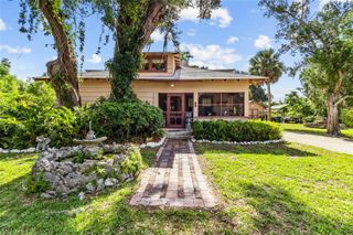 117 TUCKER AVENUE, Sarasota, FL 34232
