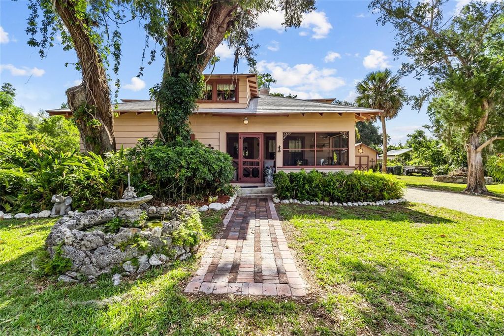 117 TUCKER AVENUE, Sarasota, FL 34232