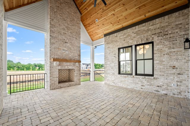 1918 Gene Dixon Dr, Murfreesboro, TN 37129