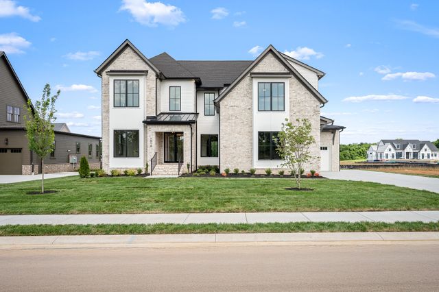 1918 Gene Dixon Dr, Murfreesboro, TN 37129