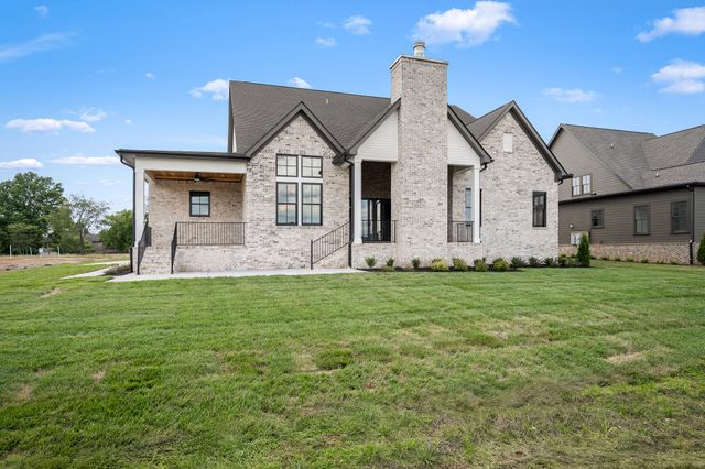 1918 Gene Dixon Dr, Murfreesboro, TN 37129