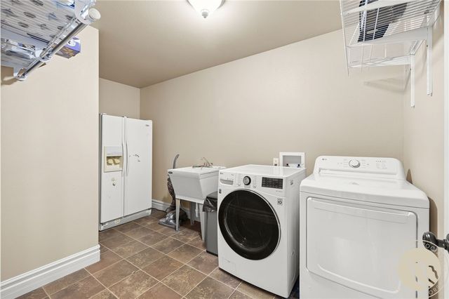 3335 San Marino Dr, Billings, MT 59101