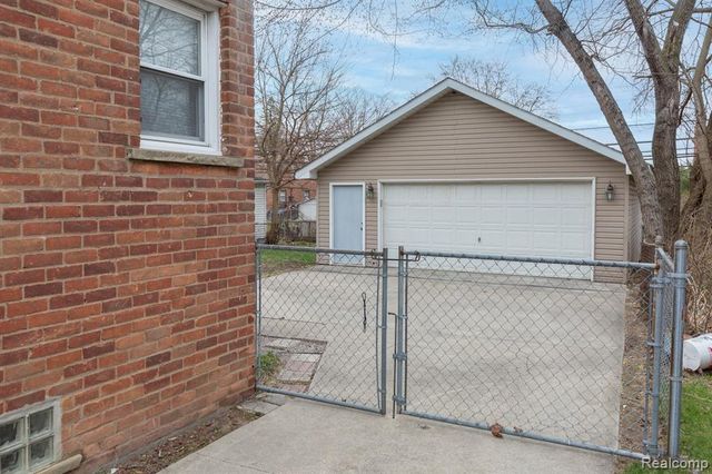 16696 Beech Daly Road, Redford, MI 48240