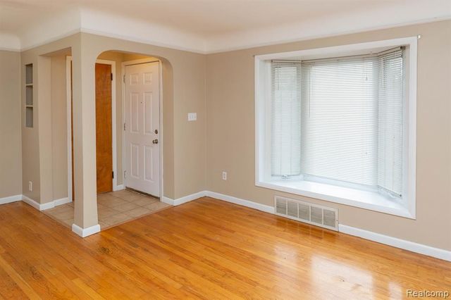 16696 Beech Daly Road, Redford, MI 48240