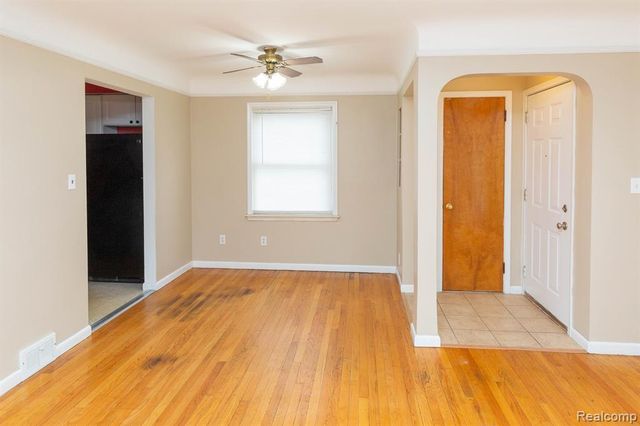 16696 Beech Daly Road, Redford, MI 48240