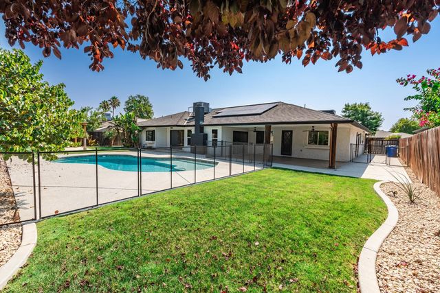 2680 Aspen Street, Hanford, CA 93230