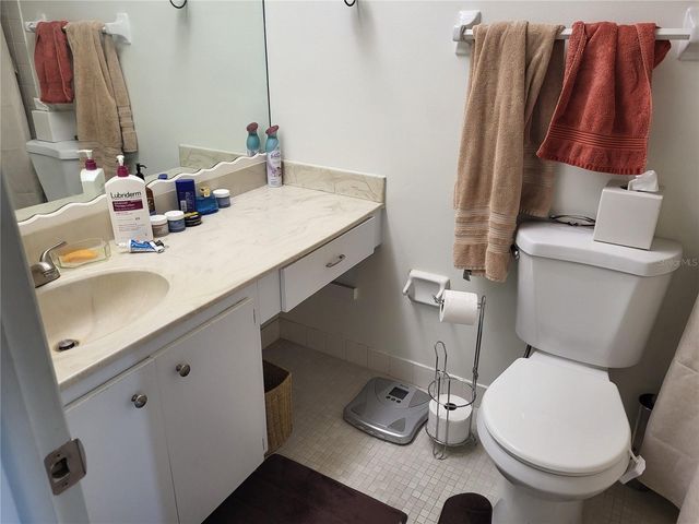 4895 BAY STREET NE 212, St Petersburg, FL 33703