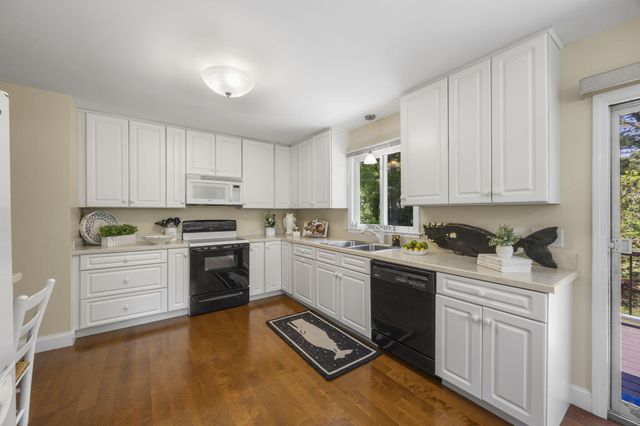 51 Chickadee Lane, Orleans, MA 02653