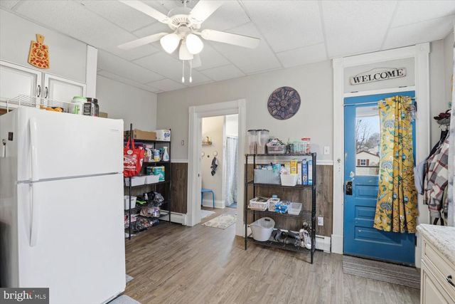 133 W HIGH ST, Manheim, PA 17545