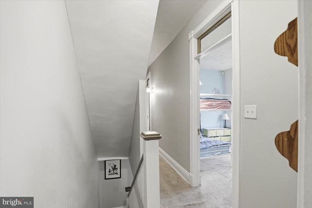 133 W HIGH ST, Manheim, PA 17545