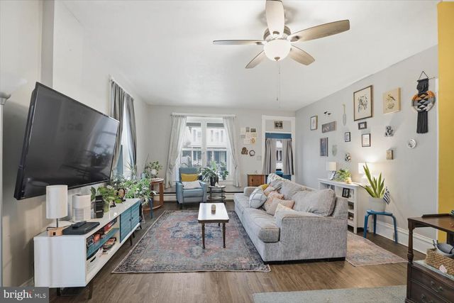 133 W HIGH ST, Manheim, PA 17545