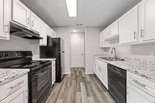 1372 & 1374 N Chickadee Avenue, Fayetteville, AR 72704