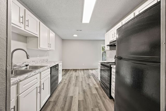1372 & 1374 N Chickadee Avenue, Fayetteville, AR 72704