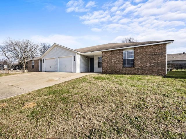 1372 & 1374 N Chickadee Avenue, Fayetteville, AR 72704