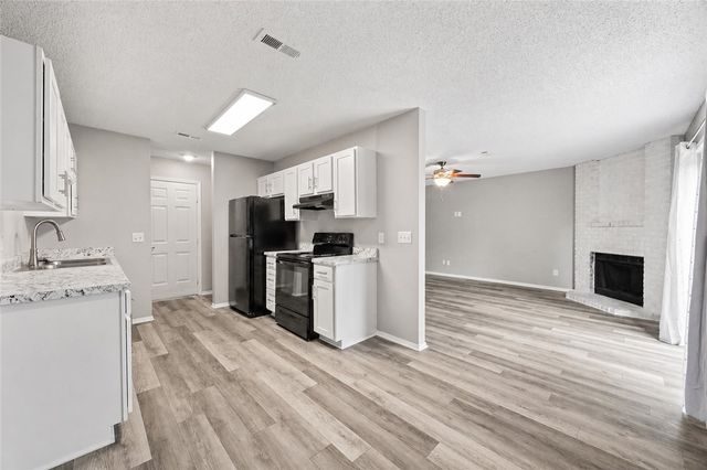 1372 & 1374 N Chickadee Avenue, Fayetteville, AR 72704