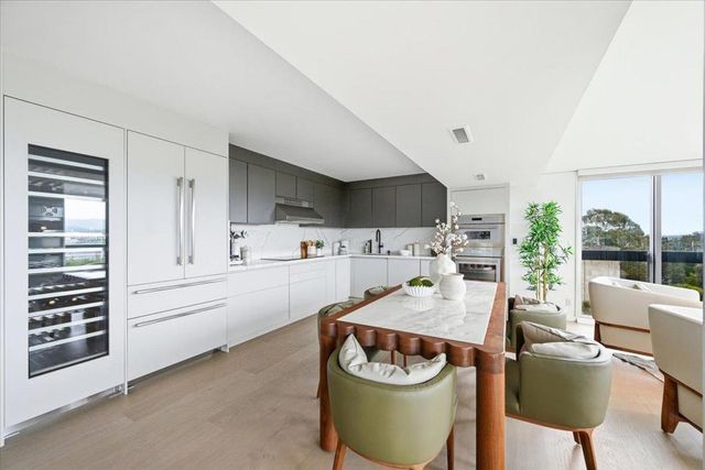 101 Alma Street 907, Palo Alto, CA 94301