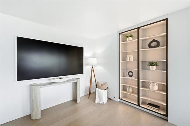 101 Alma Street 907, Palo Alto, CA 94301