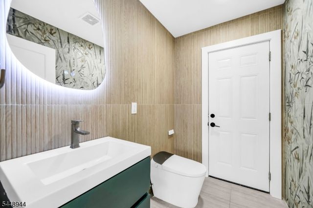 17 Meadow Rd, Clark Twp., NJ 07066