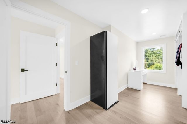 17 Meadow Rd, Clark Twp., NJ 07066