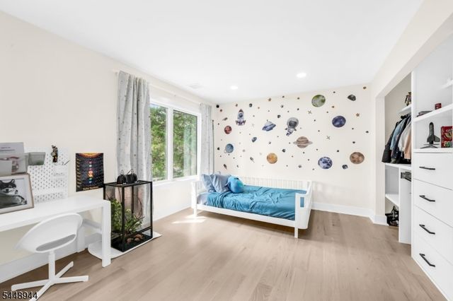 17 Meadow Rd, Clark Twp., NJ 07066