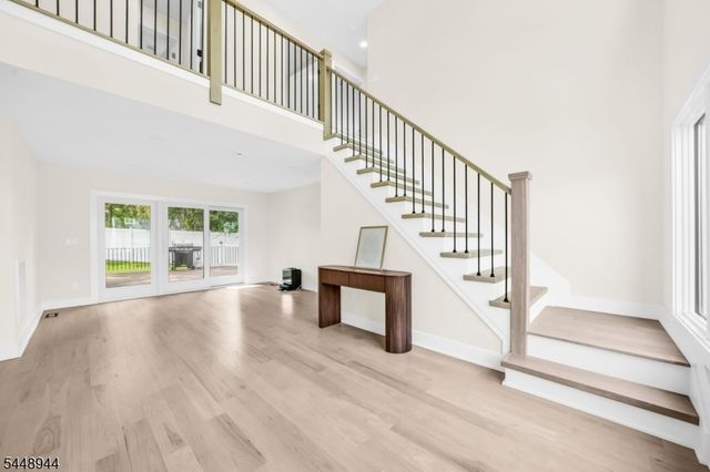 17 Meadow Rd, Clark Twp., NJ 07066