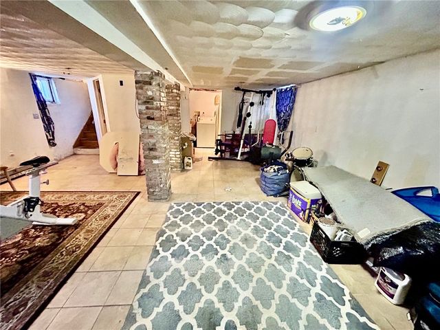 142 Houston Street, Providence, RI 02905