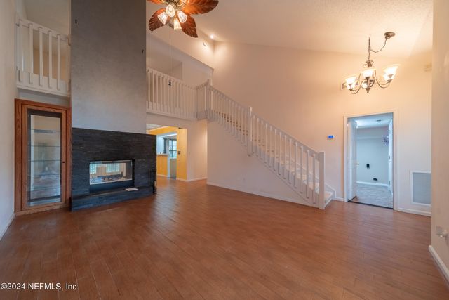 1174 NATIVE DANCER Court, Jacksonville, FL 32218