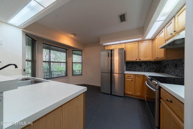 1174 NATIVE DANCER Court, Jacksonville, FL 32218