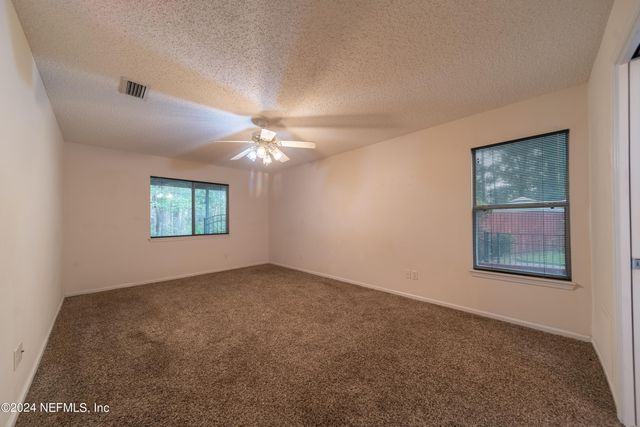 1174 NATIVE DANCER Court, Jacksonville, FL 32218