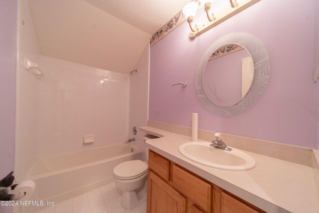1174 NATIVE DANCER Court, Jacksonville, FL 32218
