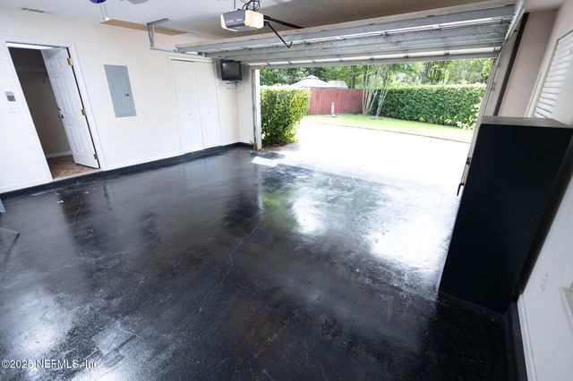1174 NATIVE DANCER Court, Jacksonville, FL 32218