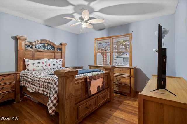 4 O'Neil Street, Troy, NY 12180