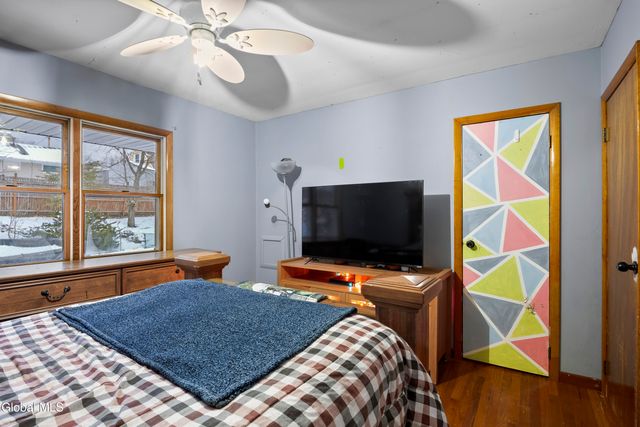 4 O'Neil Street, Troy, NY 12180