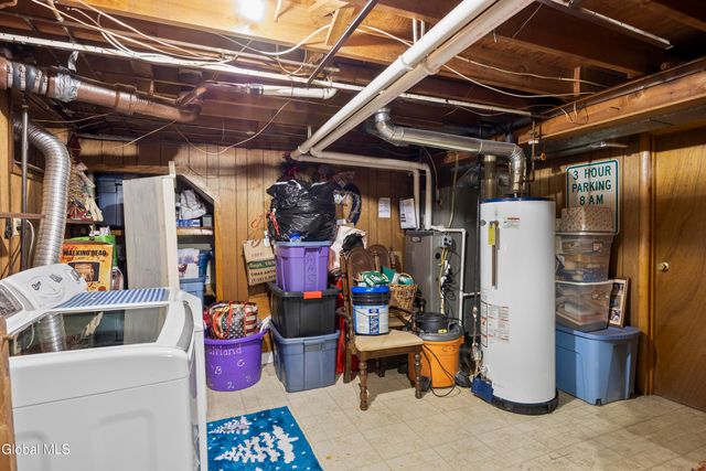 4 O'Neil Street, Troy, NY 12180