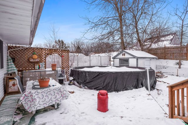 4 O'Neil Street, Troy, NY 12180