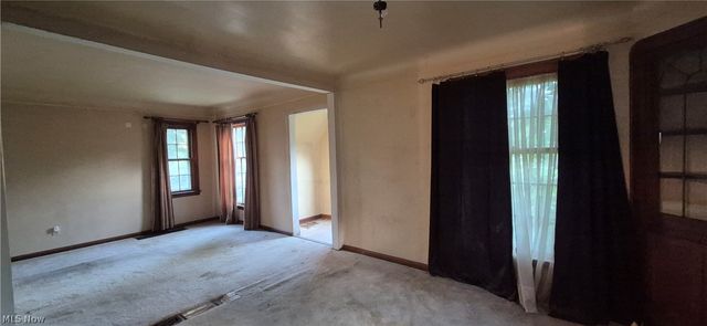 1026 E Schaaf Road, Brooklyn Heights, OH 44131