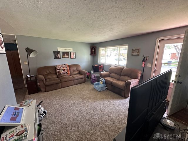 6355 Chippingdon Drive, Huber Heights, OH 45424