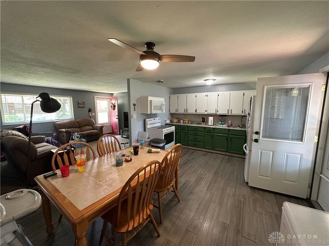 6355 Chippingdon Drive, Huber Heights, OH 45424