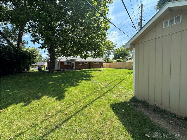 6355 Chippingdon Drive, Huber Heights, OH 45424